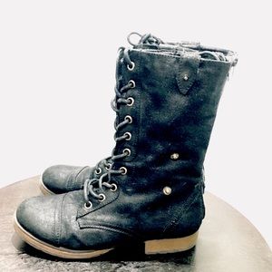 combat boots